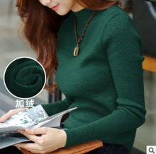 Load image into Gallery viewer, Women Sweater Winter Plus Size Knitted Sweater Women&#39;s Turtleneck Bottoming Shirt Velvet Lining Thick Warm Pullover Sweater
